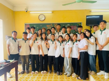 HỌC VIÊN TRUNG TÂM NHẬT THÀNH TRI ÂN THẦY CÔ NHÂN NGÀY NGÀY NHÀ GIÁO VIỆT NAM 20/11